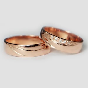 14K Gold Couple&#39;s Diamond Wedding Band Set, His and Hers Wedding Bands