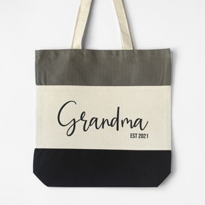 Personalized Grandma Tote Bag For New Grandmother, Mothers Day Gift For Gigi, New Nana Gifts Custom Name Cute Canvas Bags Black / Grey