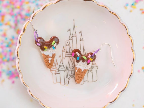 I'm all ears and ice cream | Magical Mouse Snacks