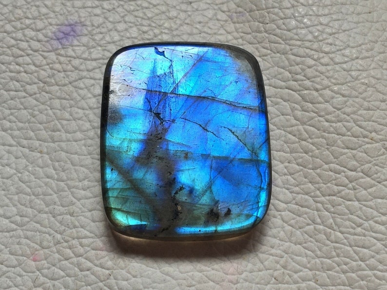 31x25x6 mm Very Rare Amazing Quality Blue Labradorite Cabochon Gemstone 56.20 ct