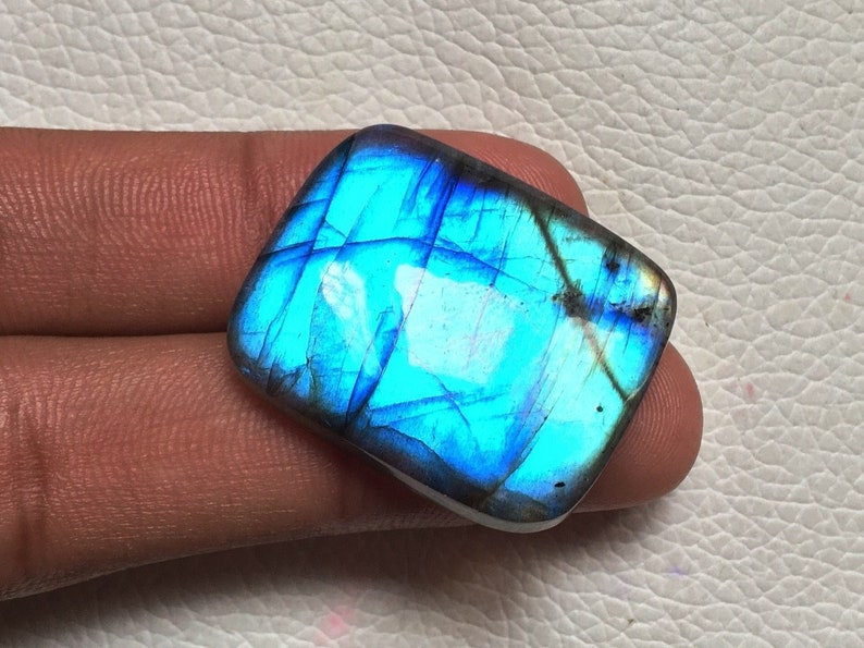 31x25x6 mm Very Rare Amazing Quality Blue Labradorite Cabochon Gemstone 56.20 ct