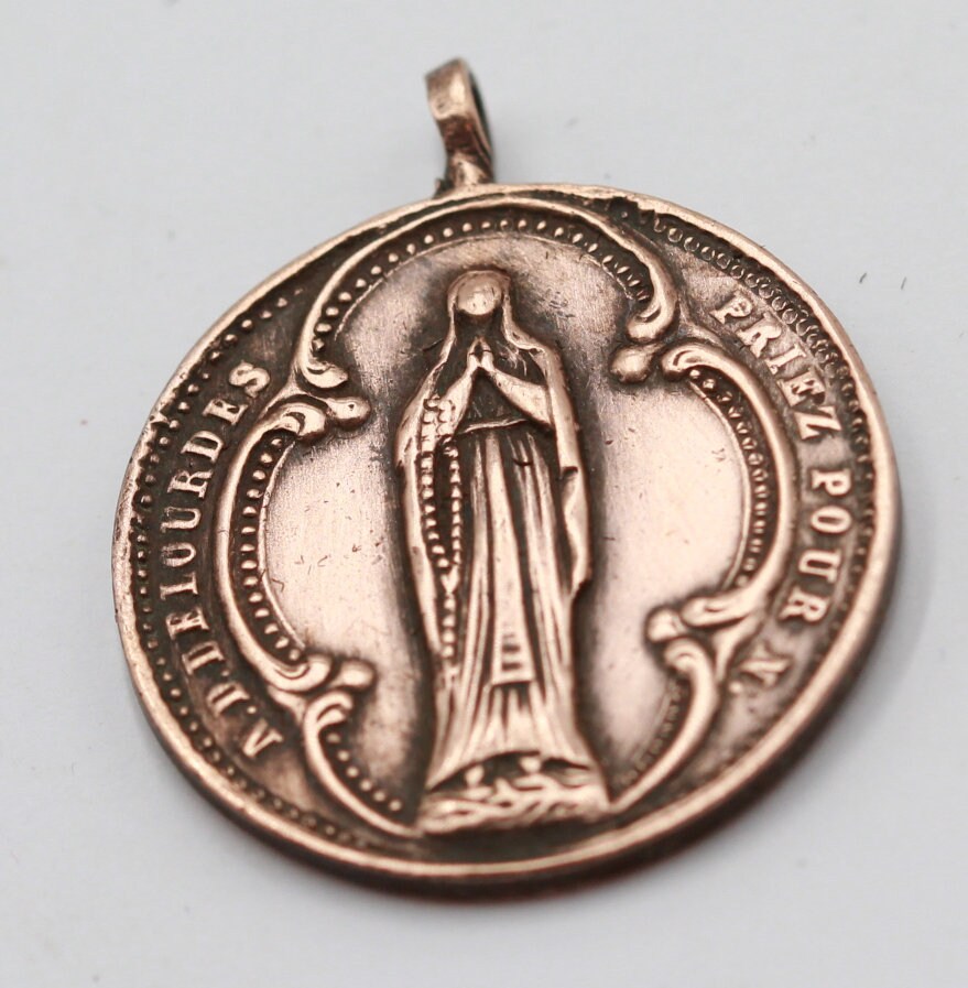 Rare Médaille Notre Dame de Lourdes
