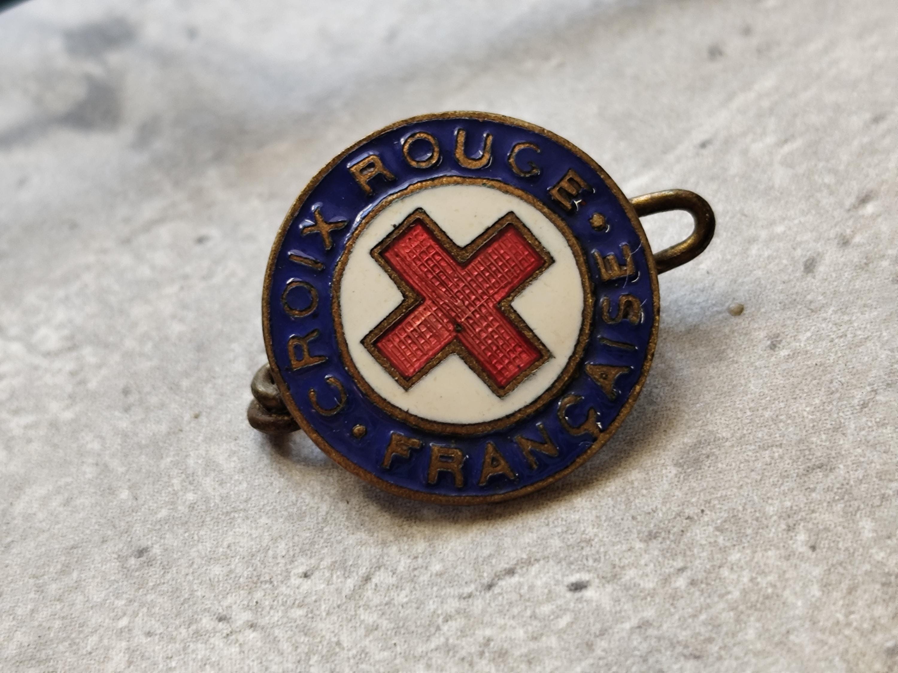 Broche Vintage Croix En Acier - Marque Alternances Paris - Occasion