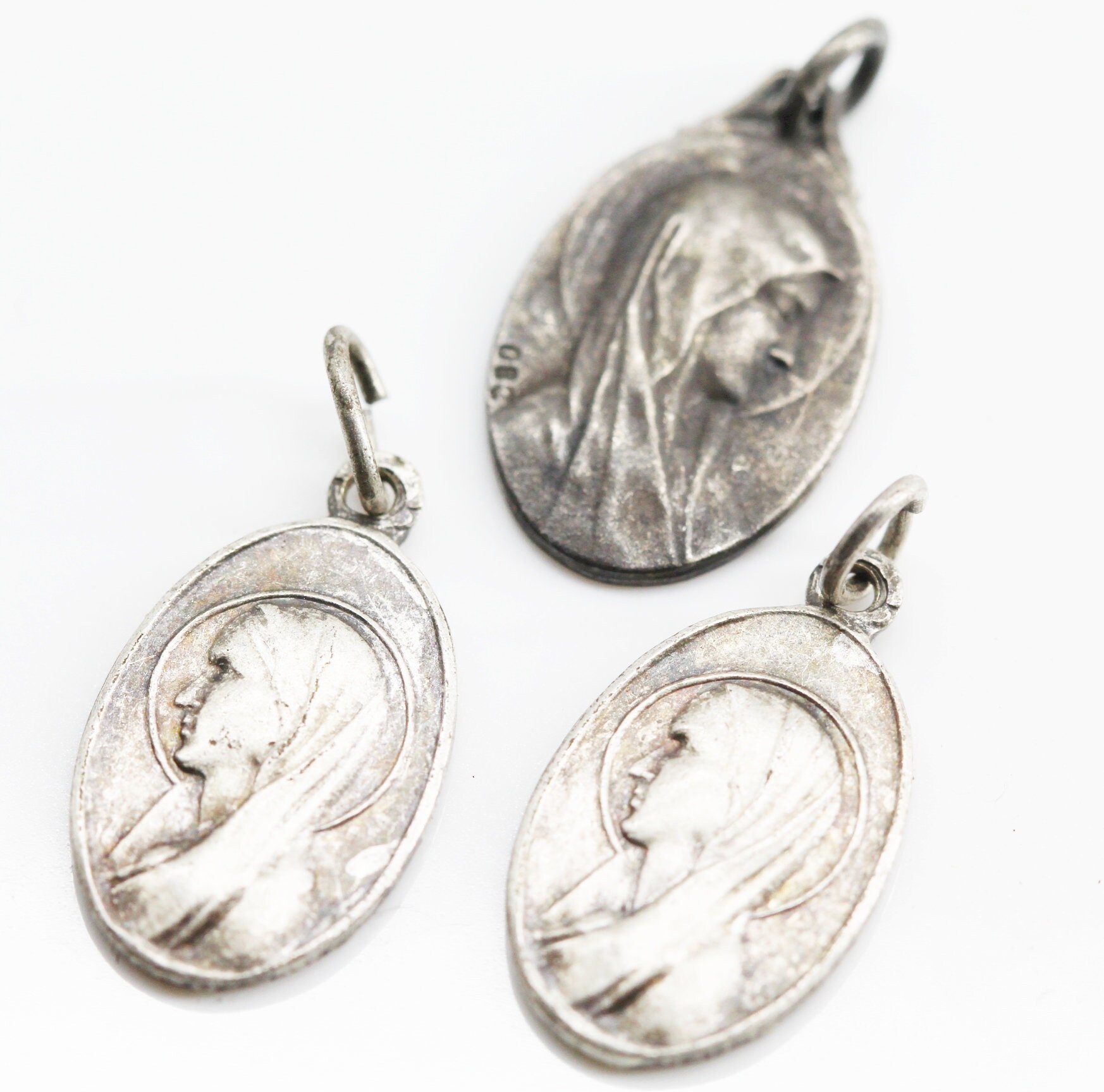 Lot de Médailles Notre Dame Lourdes