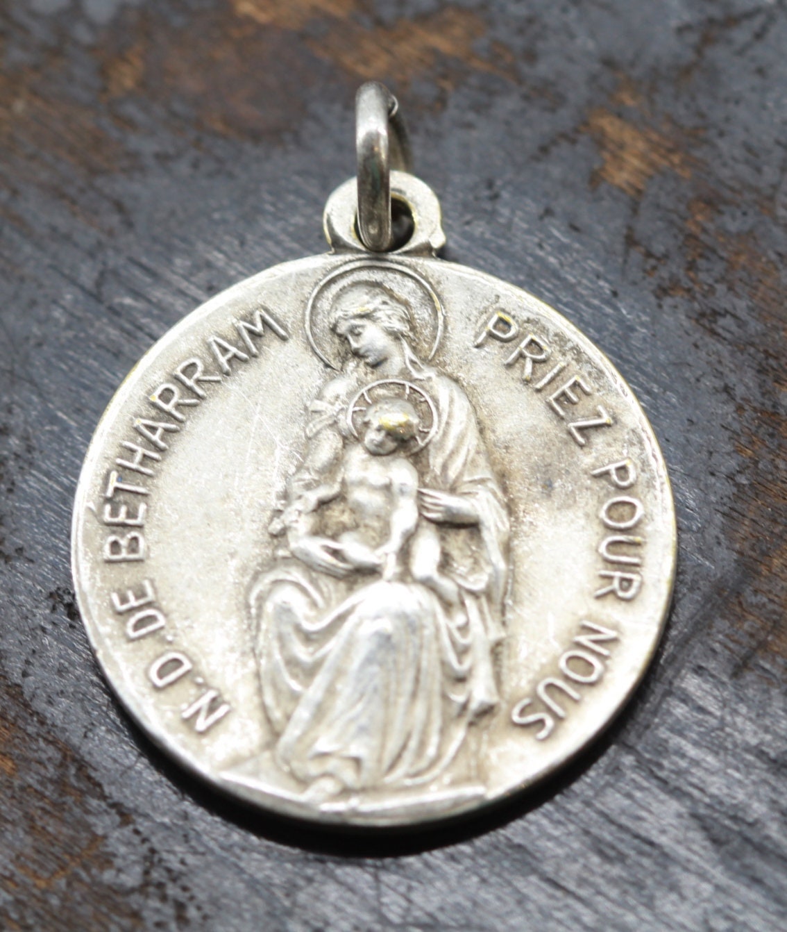 Rare Médaille Notre Dame de Betharram