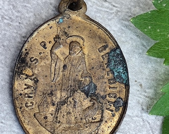 Medalla antigua de latón de San Benito – Medalla religiosa de protección cristiana