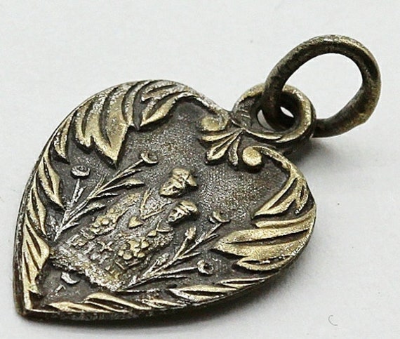 Ancienne Médaille Coeur Notre Dame de Bon Secours