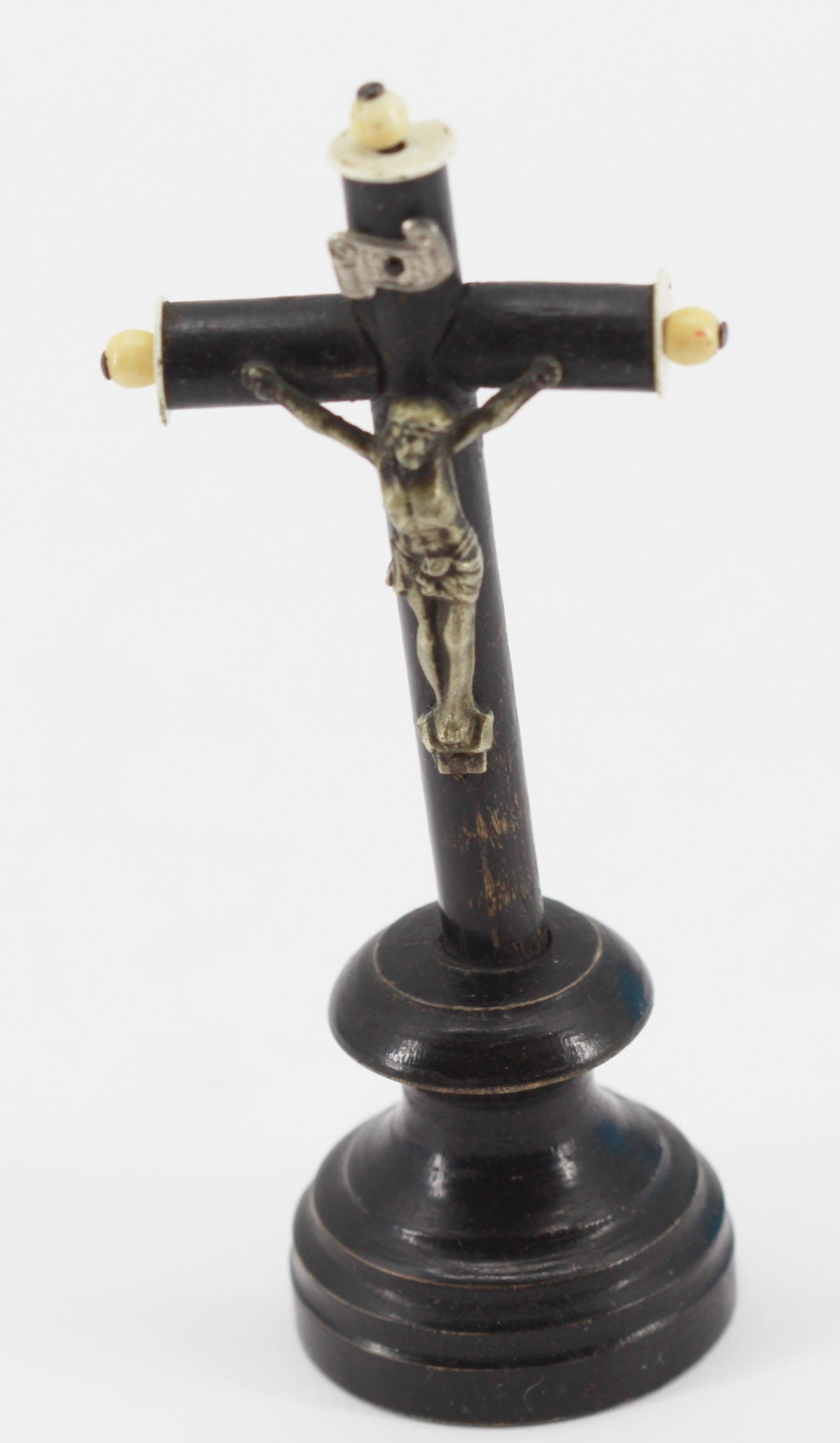 Rare Crucifix en Bois d'ébène