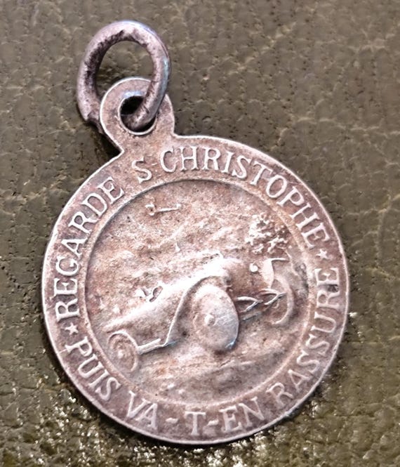 Médaille Saint Christophe Porteur du Monde Or Jaune - - Site Officiel Médaille Saint Christophe Porteur du Monde Or Jaune - - Site Officiel