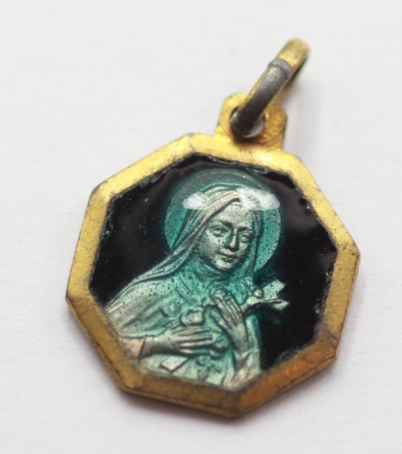 Médaille Sainte Thérèse en Email