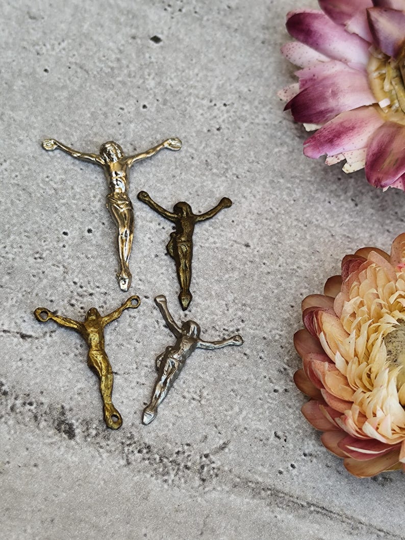 Set of 4 corpora of Jesus Christ for crucifix image 1