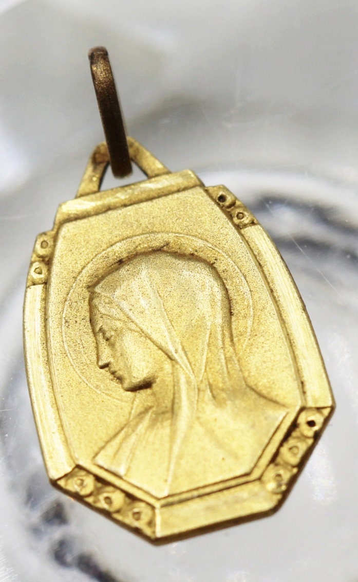 Ancienne Médaille Religieuse Vierge Marie Art Déco en Plaqué Or