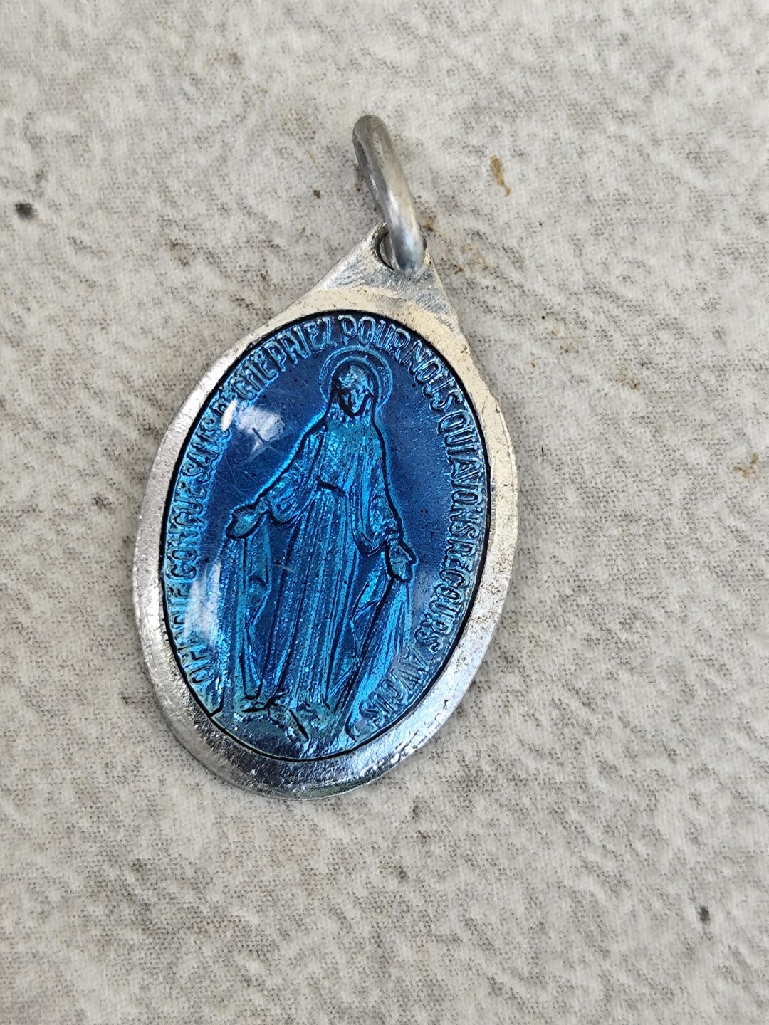 Small Vintage Miraculous Medal – Virgin Mary Pendant – Catholic ...