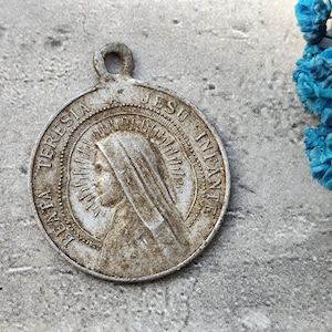 saint therese medal