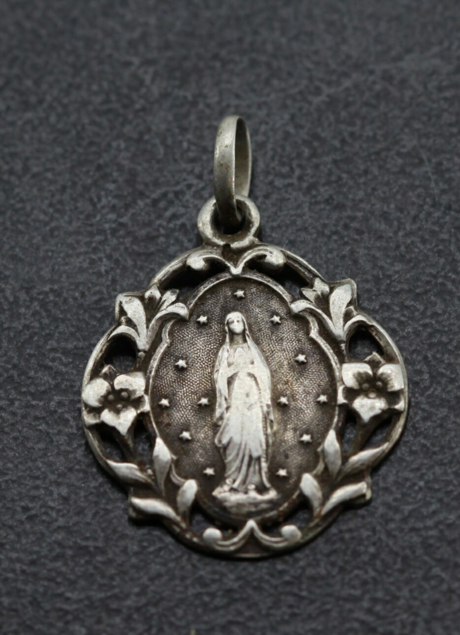 Rare Médaille Notre Dame de Lourdes