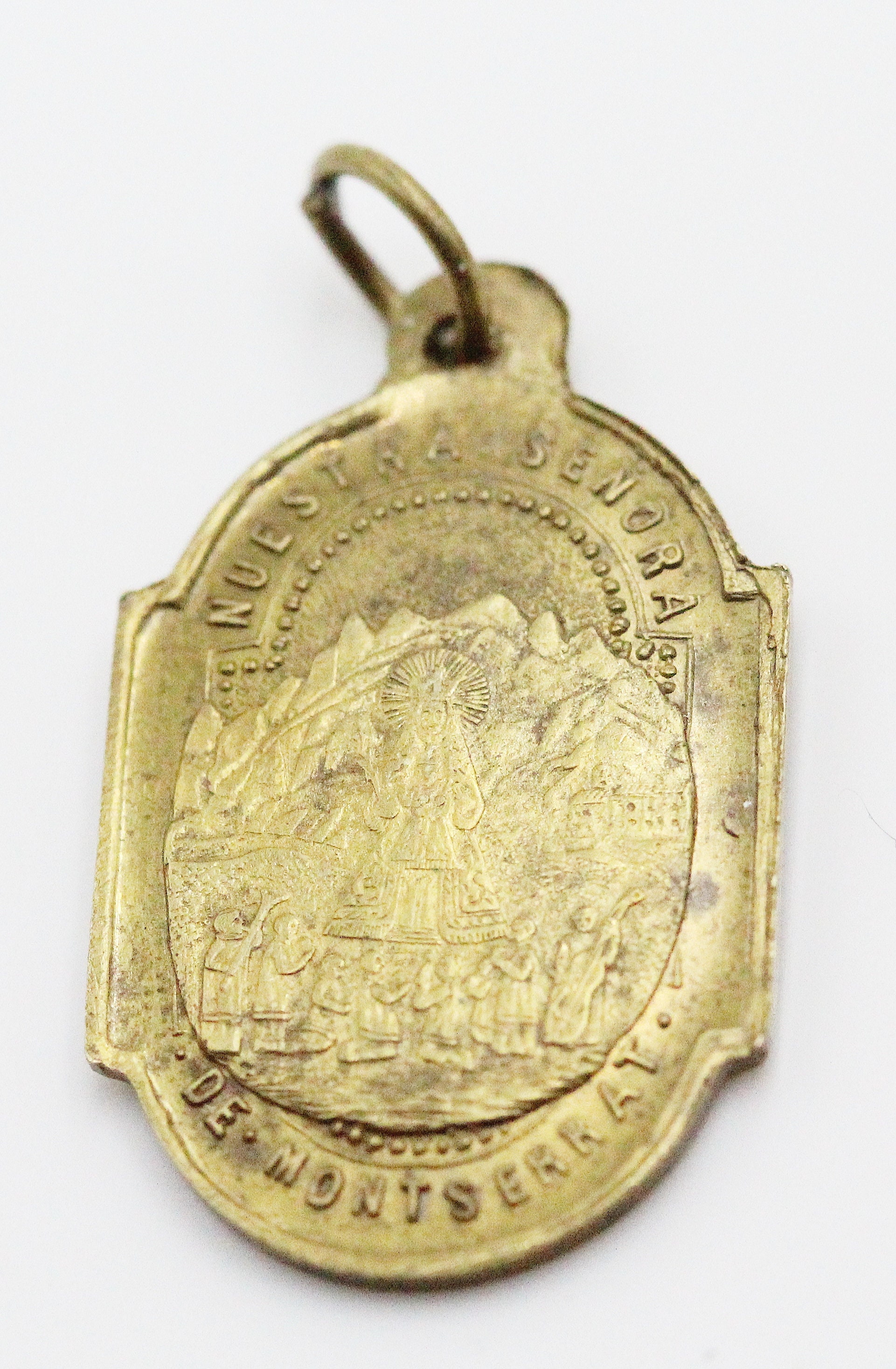 Rare Médaille Notre Dame de Montserrat