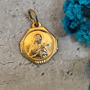 saint therese medal