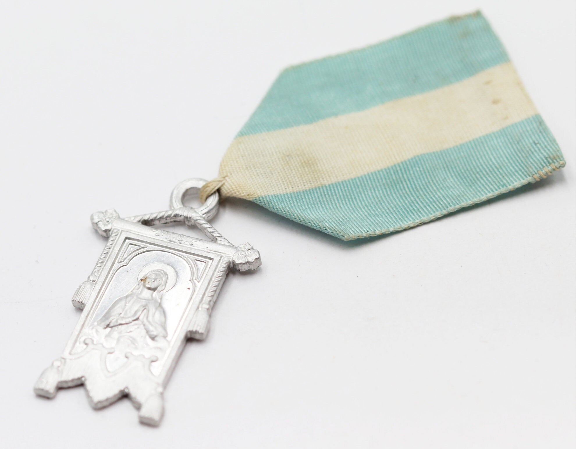 Ancienne Médaille de Pèlerinage Lourdes