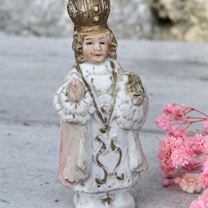 jesus christ statue