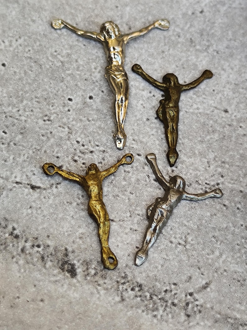 Set of 4 corpora of Jesus Christ for crucifix image 3