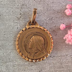 saint therese medal