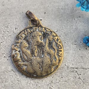 rare saint Bénédict fiat silver medal