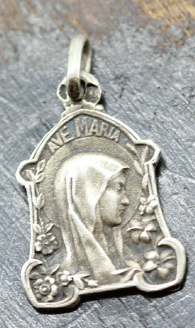 Rare Médaille Lourdes Ave Maria en Argent