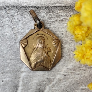 saint therese medal