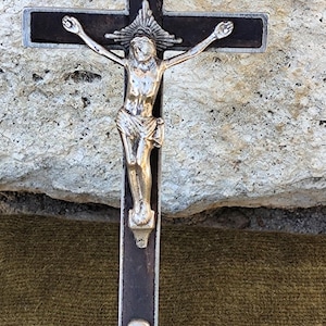 Antique large pectoral cross crucifix inlaid in ebony wood and Napoleon III skull