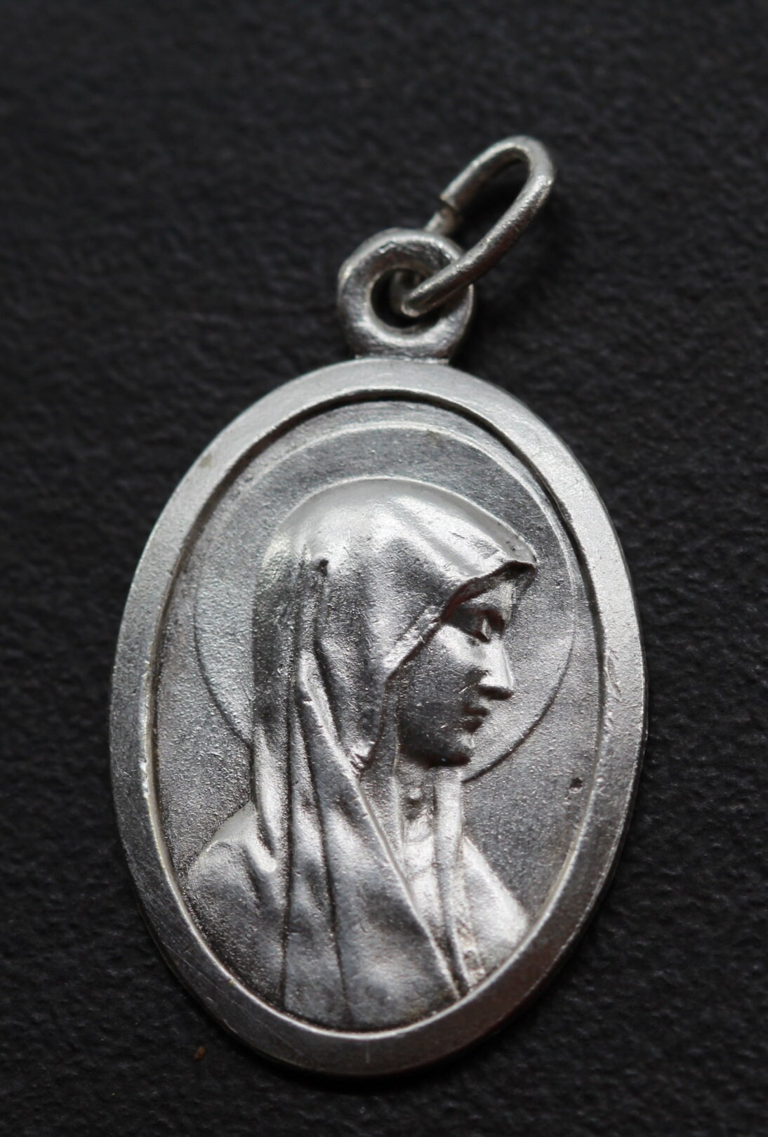 Ancienne Médaille Notre Dame de Lourdes