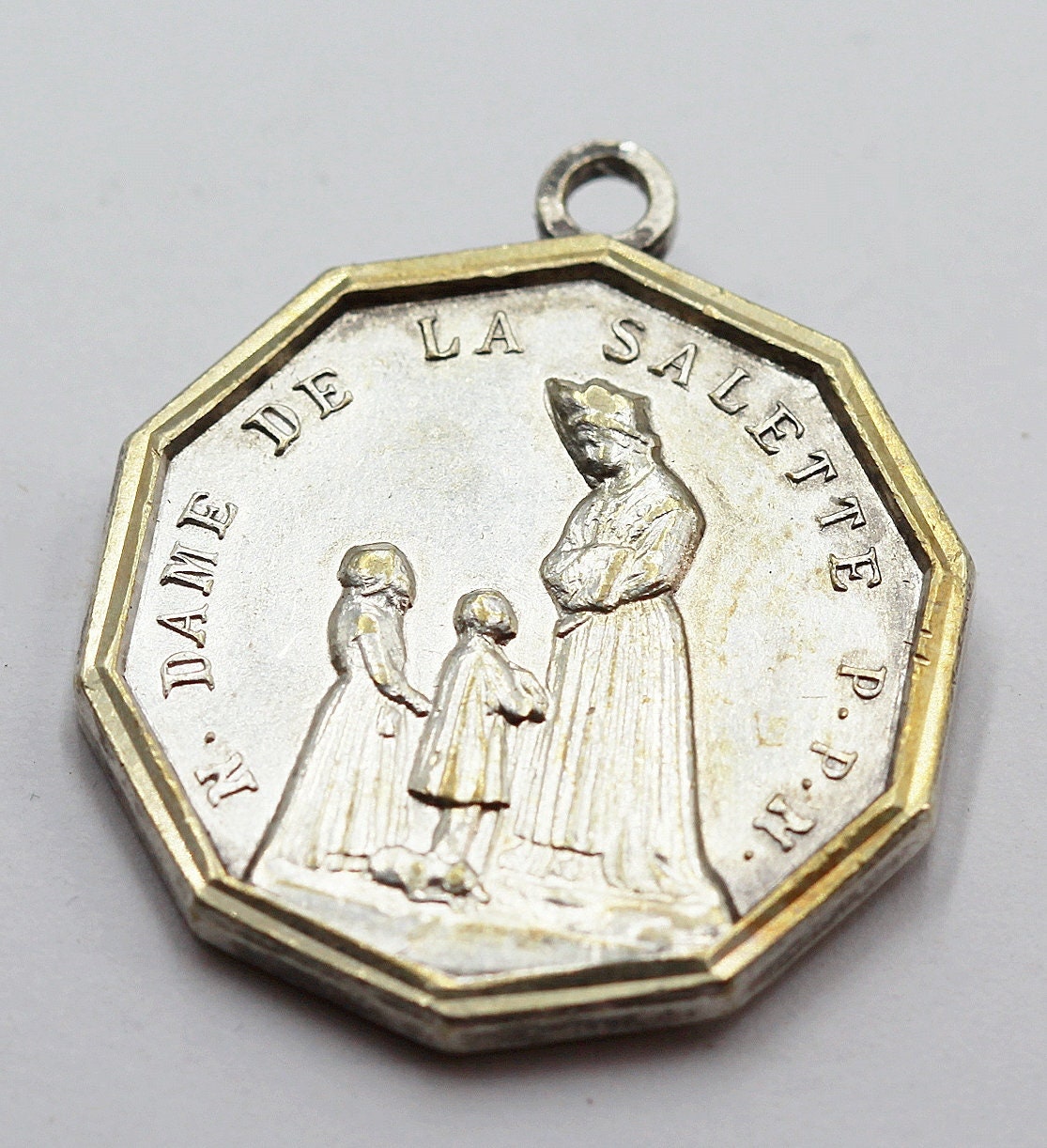 Rare Grande Médaille Notre Dame de La Salette et Saint Christophe
