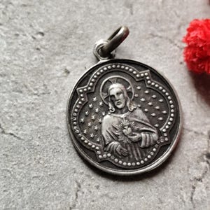 jesus christ medal
