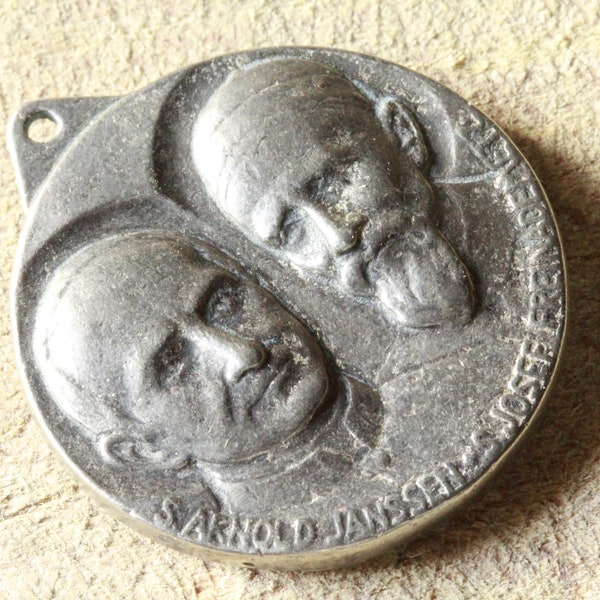Seltene Medaille des Heiligen Arnold Janssen und des Heiligen Josef Freinademetz
