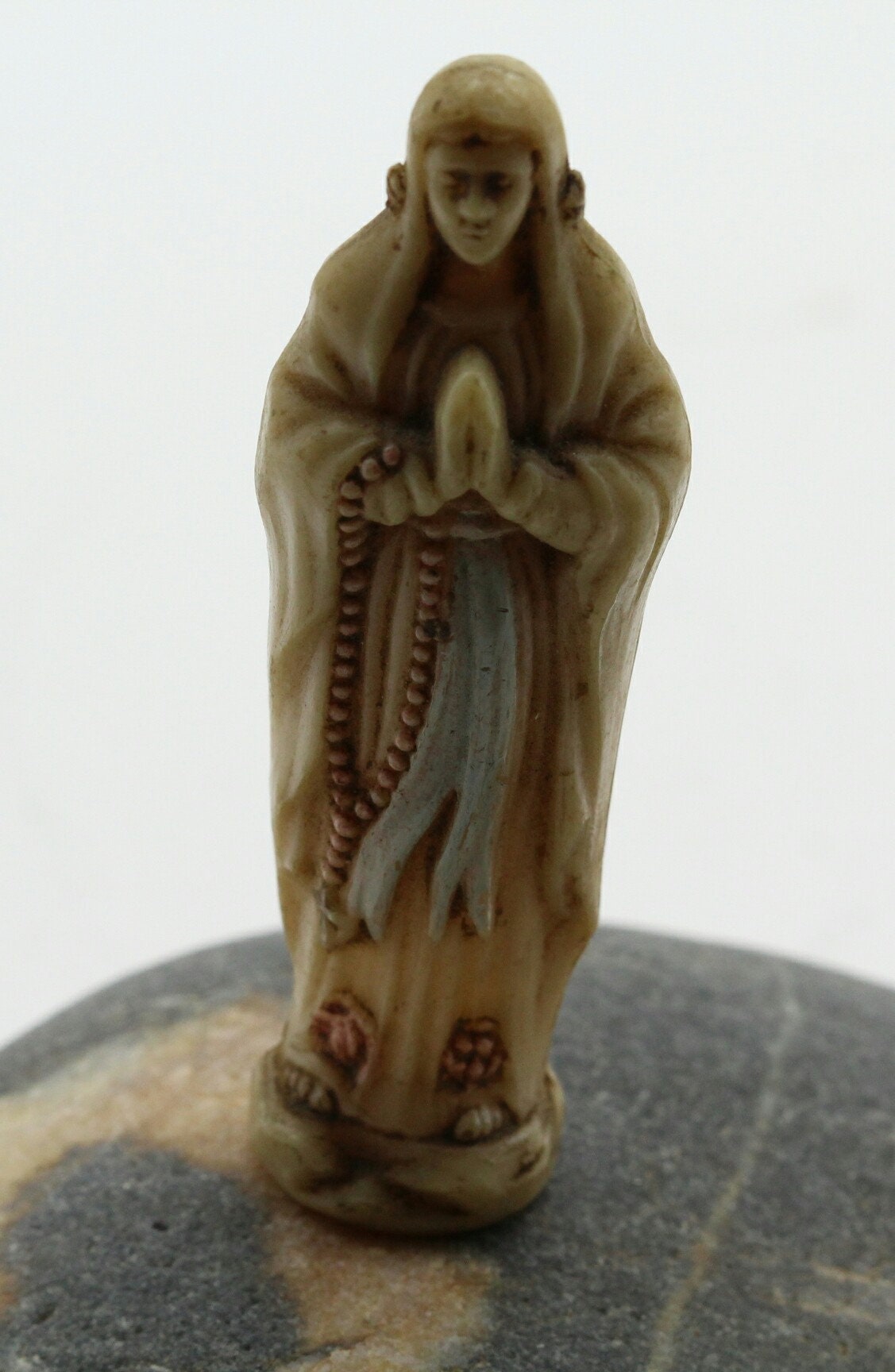 Ancienne Petite Statue en Celluloïd Vierge Marie