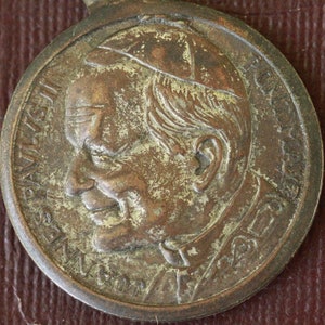 rare antique médaille religieuse  du pape jean Paul II