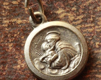 Little  saint Anthony Di padua medal