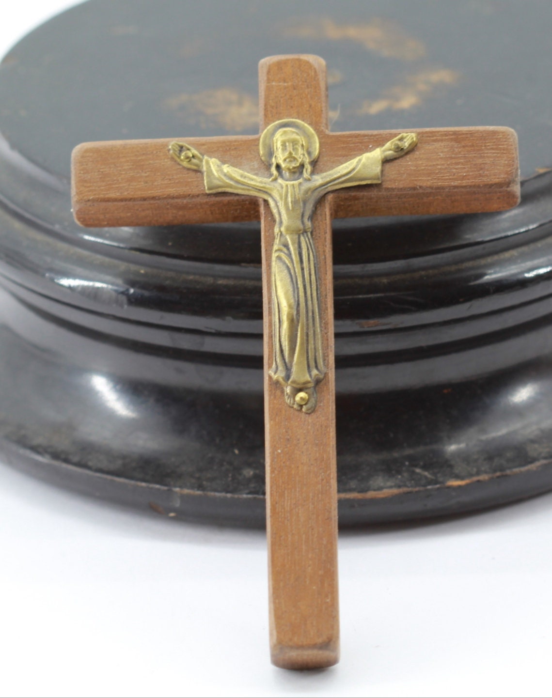 Grande Croix en Bois et Laiton