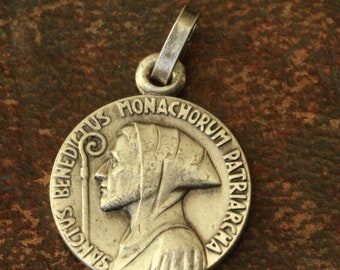 médaille Saint benoit