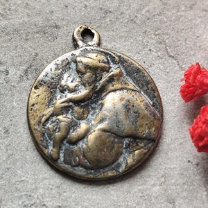 rare saint anthony padua medal