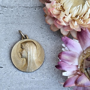 gold plated Virgin mary medal
