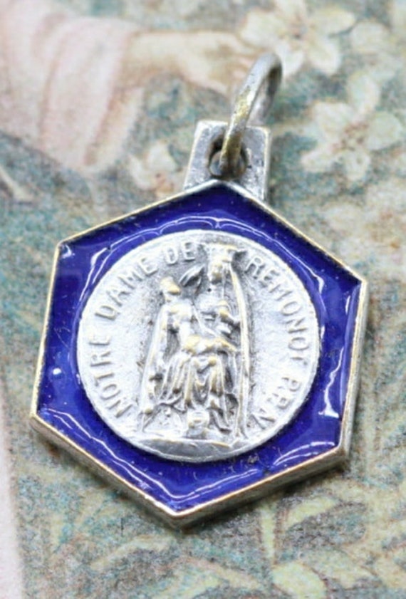 Rare Médaille en Émail Notre Dame de Remonot