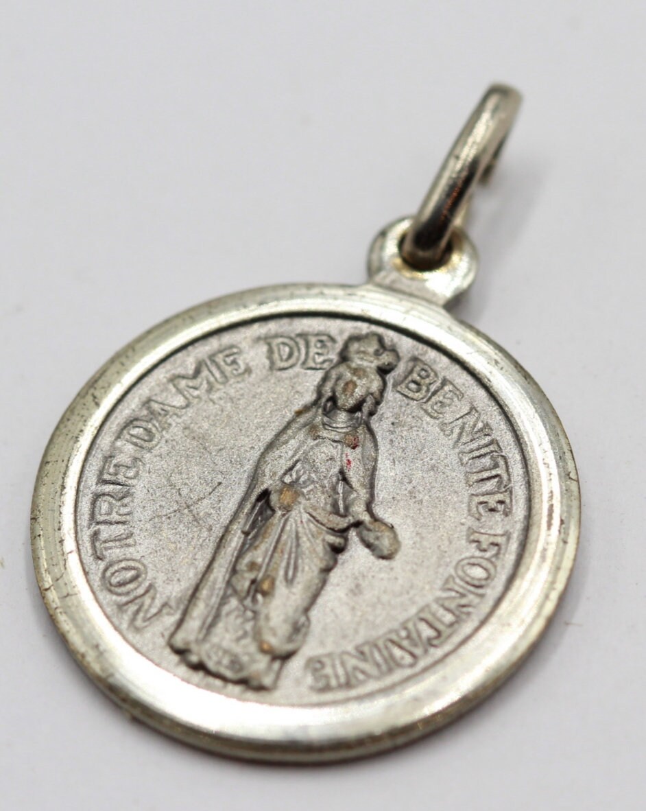 Rare Médaille Notre Dame de Bénite Fontaine