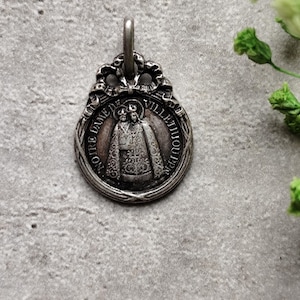 Rare art déco  our lady villethiou medal