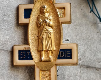 Joan of arc enamel brooch