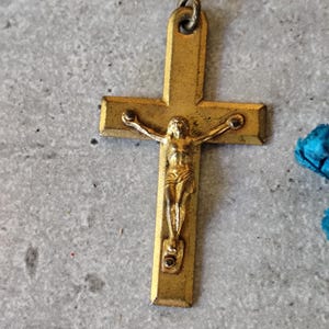 golden crucifix pendant