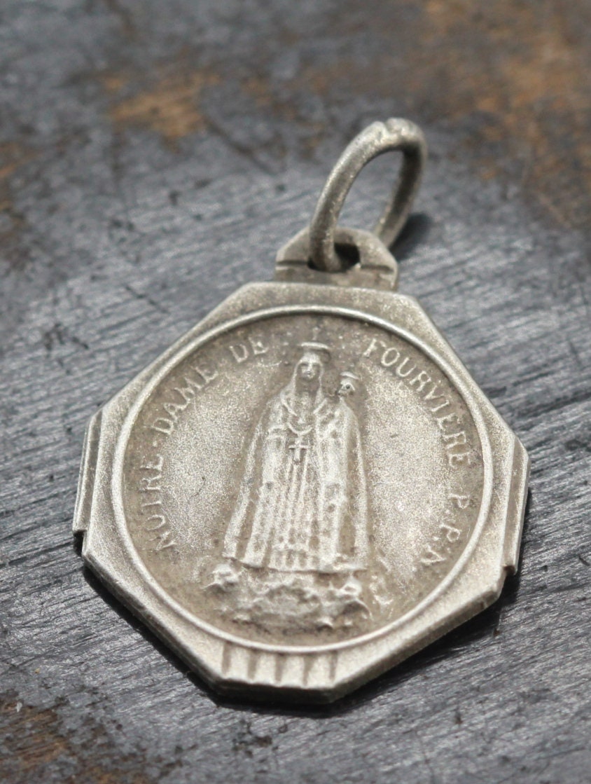 Rare Médaille Art Déco Notre Dame de La Fourvière