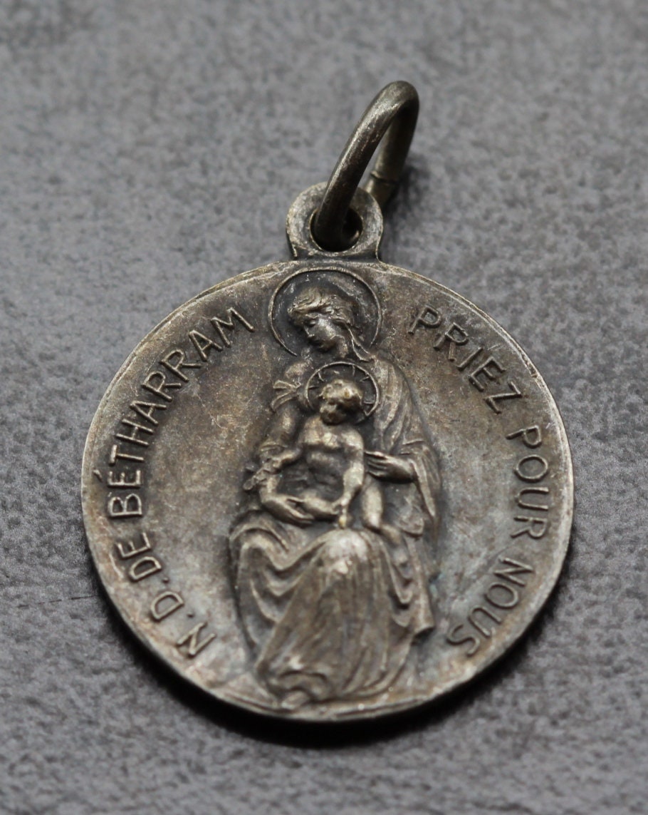 Rare Médaille Notre Dame de Betharram