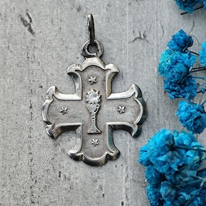 Rare ancienne médaille de communion croix eucharistie calice en argent