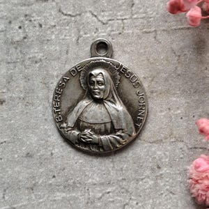 rare b Teresa jornet relic door medal