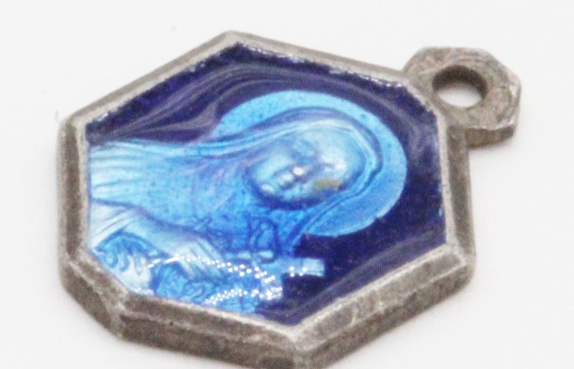 Petite Médaille Sainte Thérèse en Email